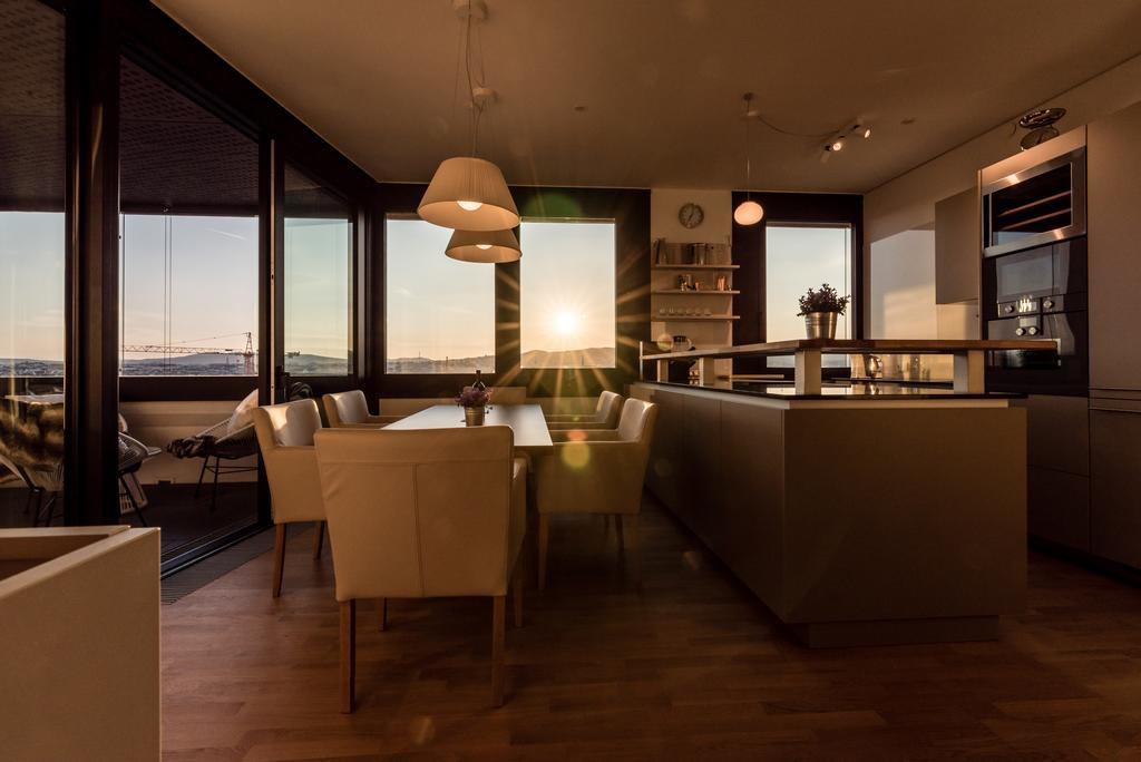 Skyflats Vienna - Rooftop Apartments Ruang foto